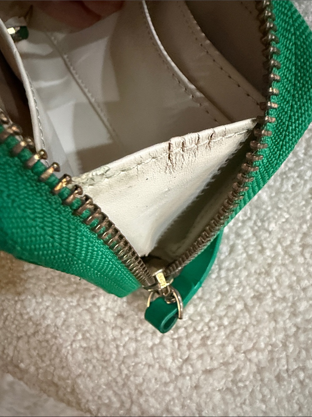 Kate Spade Jazzy Metro patent wristlet clutch with wrist strap - Picture 10 of 10